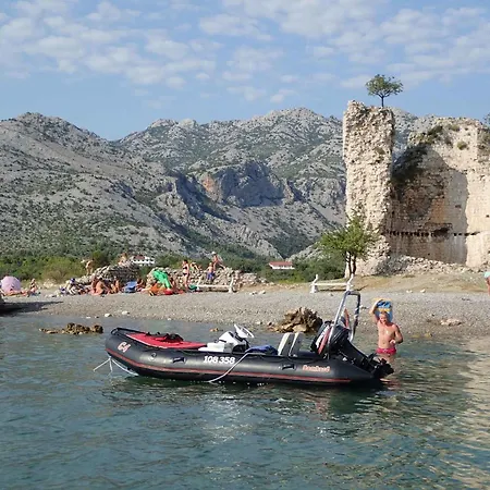 In Starigrad-paklenica 6861 Apartament