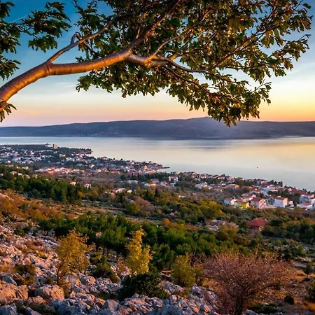 In Starigrad-paklenica 6861 Apartament