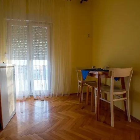 Apartment In Starigrad-paklenica 6861 Starigrad Paklenica