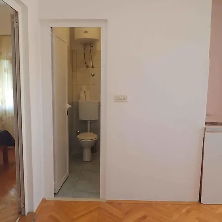 Apartment In Starigrad-paklenica 6861