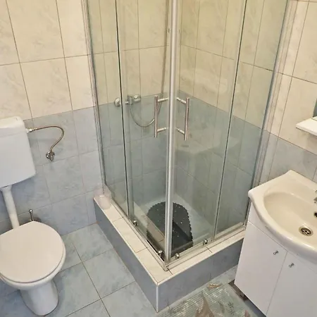 Apartment In Starigrad-paklenica 6861