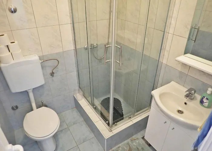 Apartamento In Starigrad-paklenica 6861