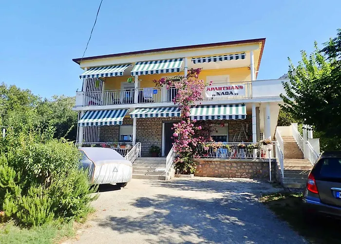 Apartamento In Starigrad-paklenica 6861 *