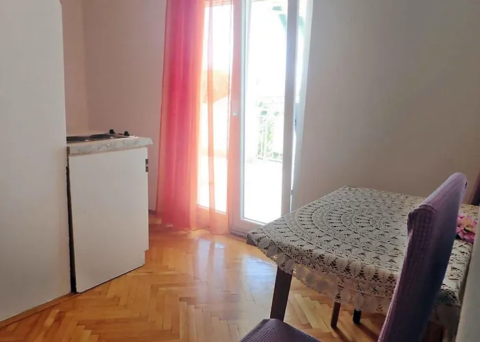 公寓 In Starigrad-paklenica 6861